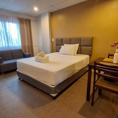 Smart Condominium Bldg, Cagayan De Oro City Extérieur photo