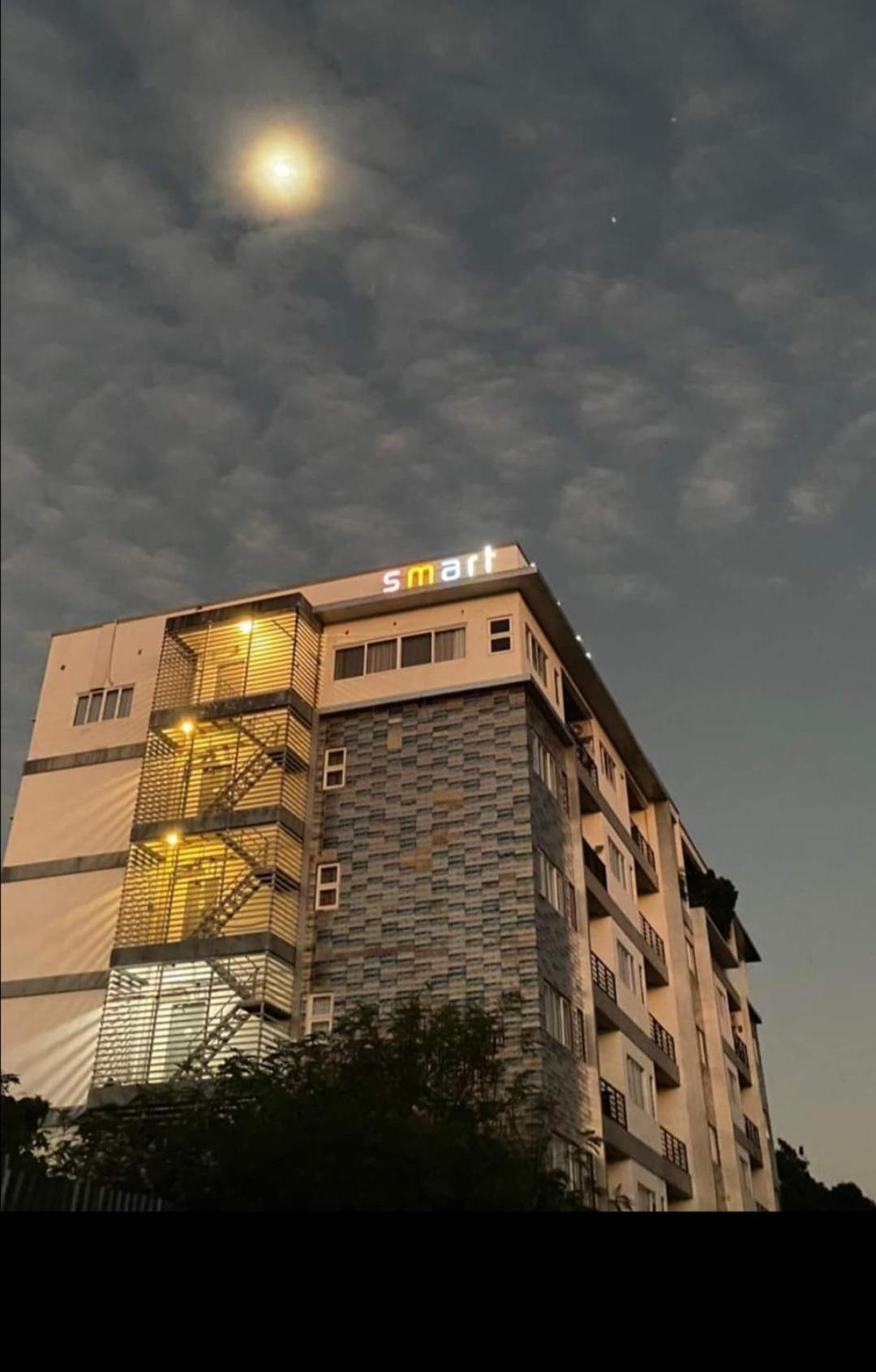 Smart Condominium Bldg, Cagayan De Oro City Extérieur photo